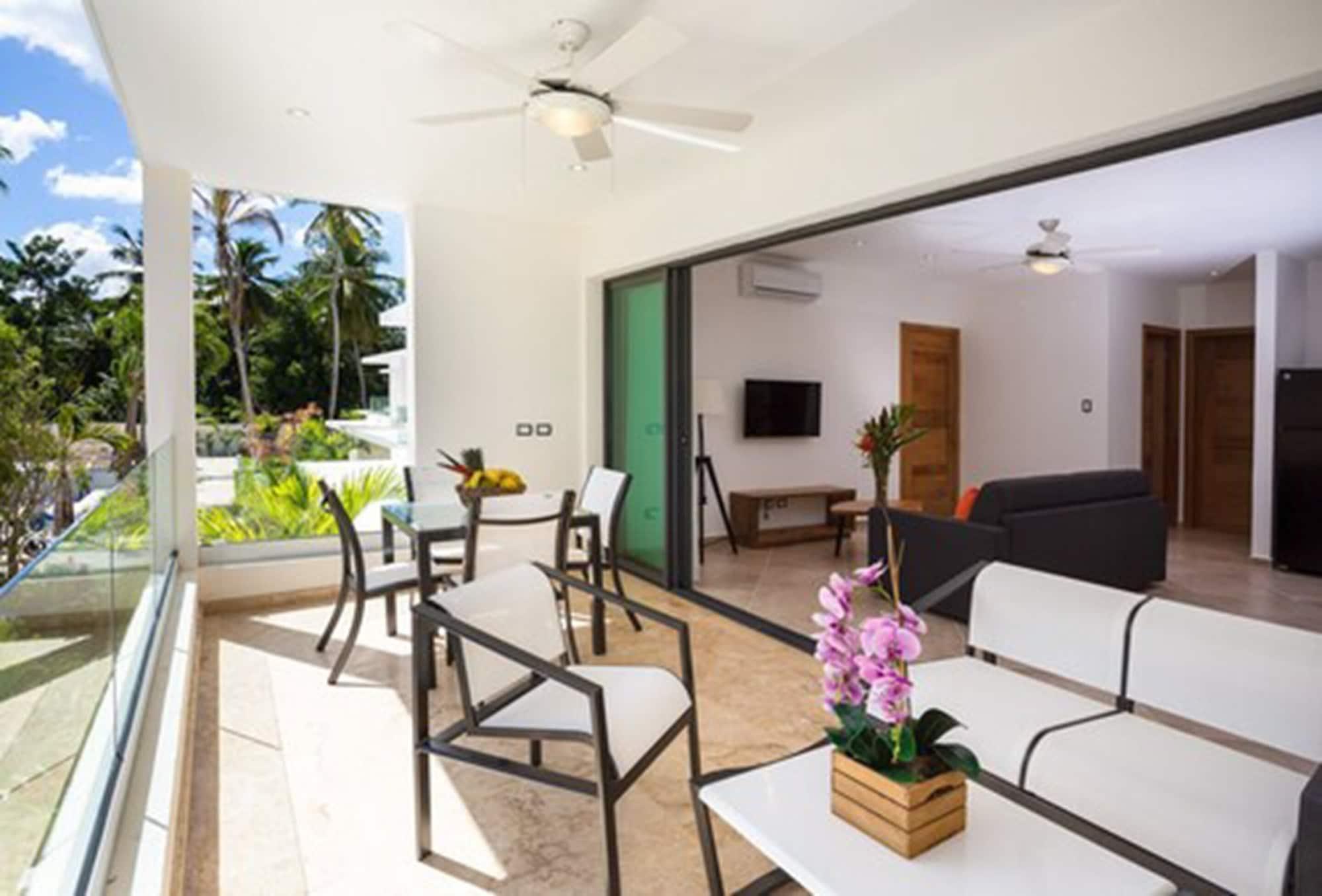 Louisa Apartamentos ลาสแตร์เรนาส ภายนอก รูปภาพ
