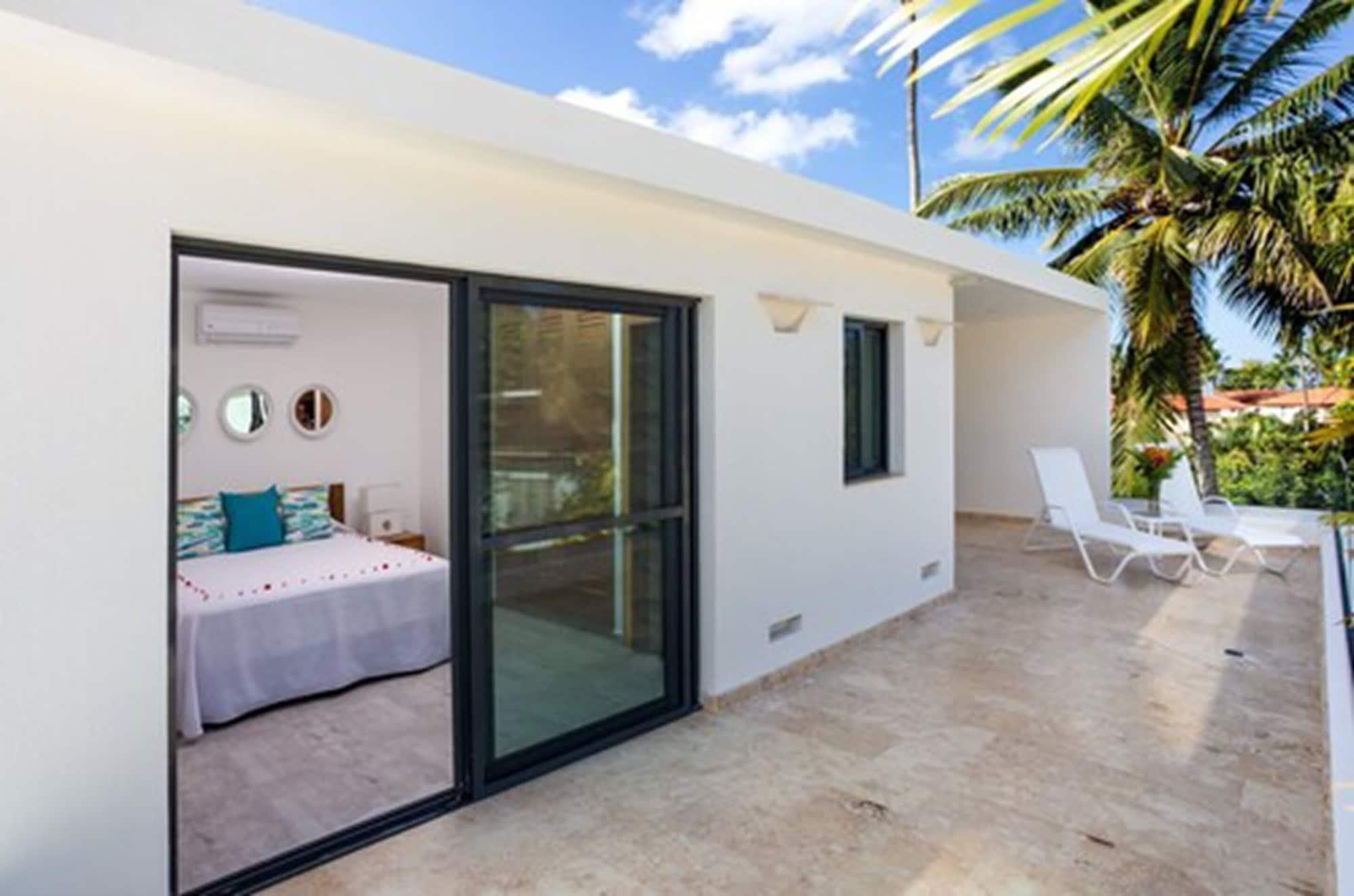 Louisa Apartamentos ลาสแตร์เรนาส ภายนอก รูปภาพ